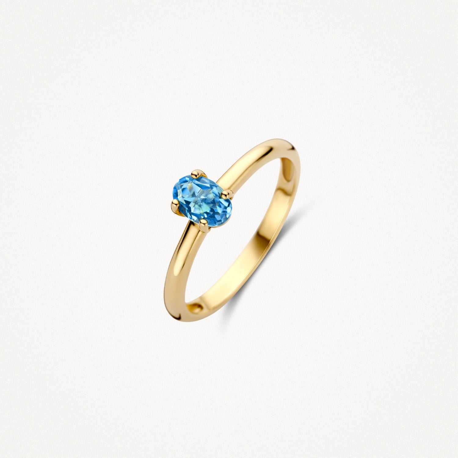 Ring met Swiss Blue Topaz steen 14k goud