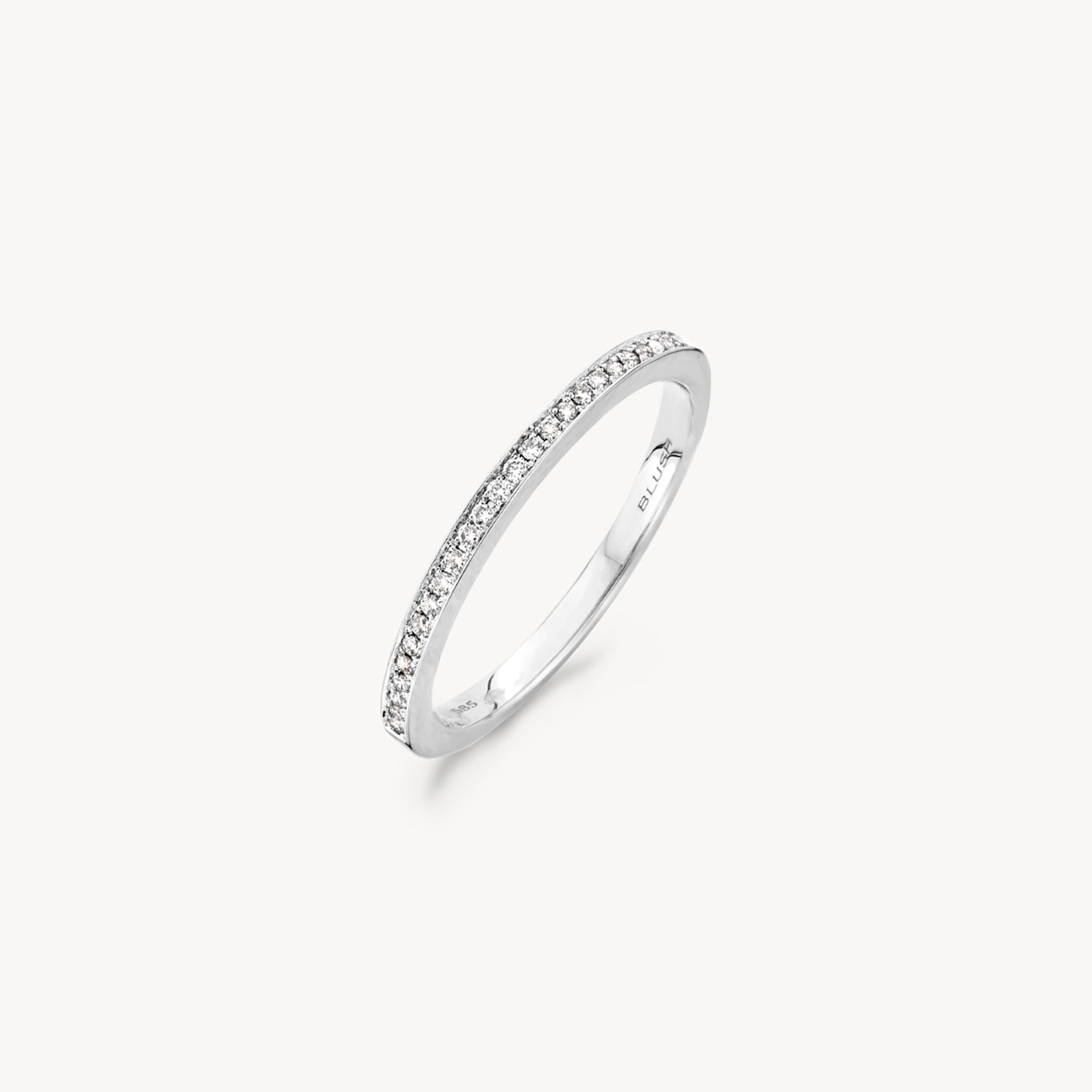 Diamanten Ring in railzetting van 14k Wit goud