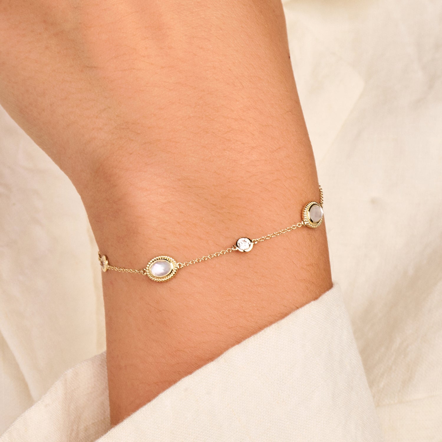 Armband met Parelmoer en Zirkonia, 14k goud