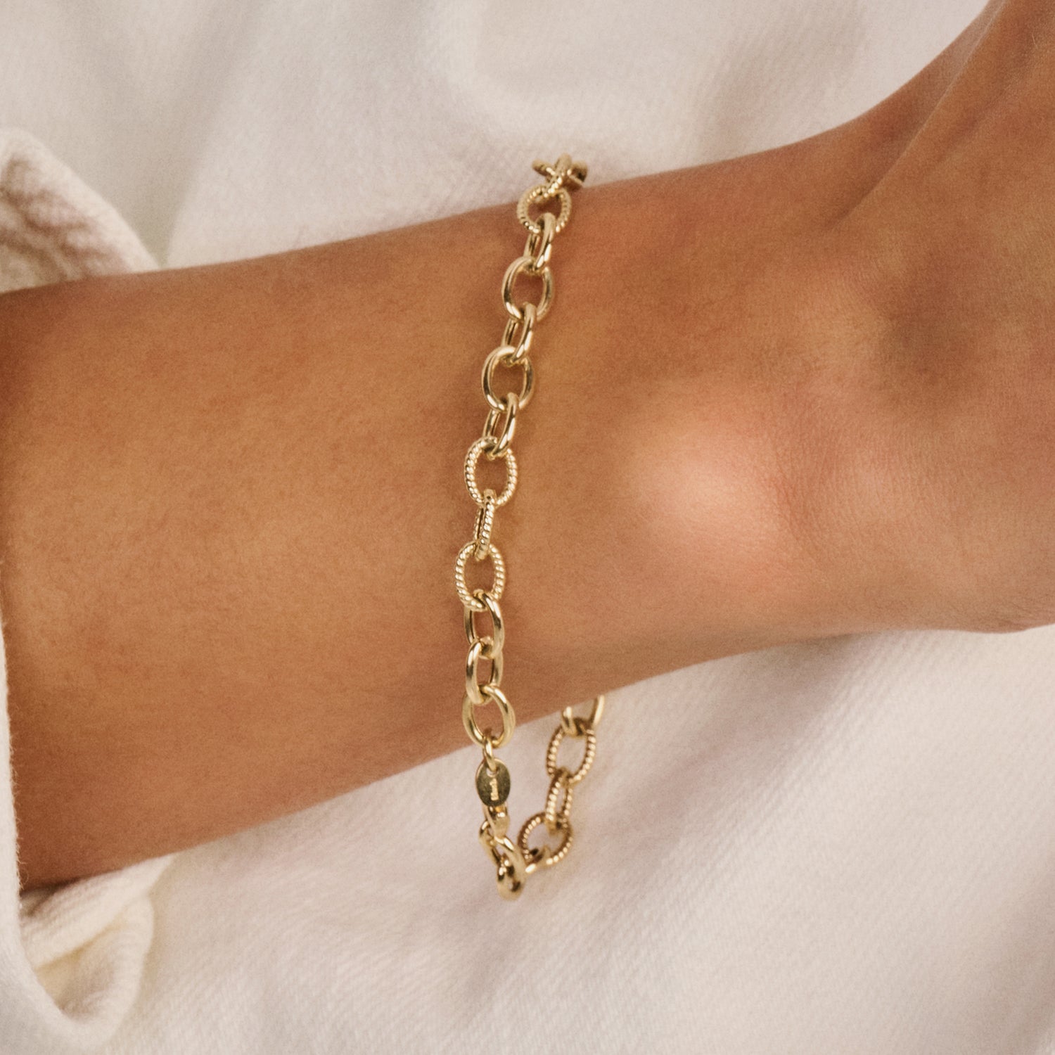 Armband met variërend schakelpatroon 14k goud