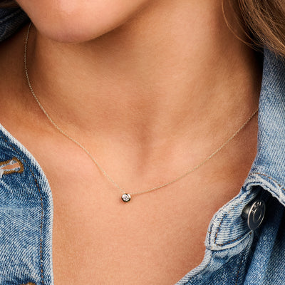 Chain with 4.8 mm Zirconia pendant 14k Gold