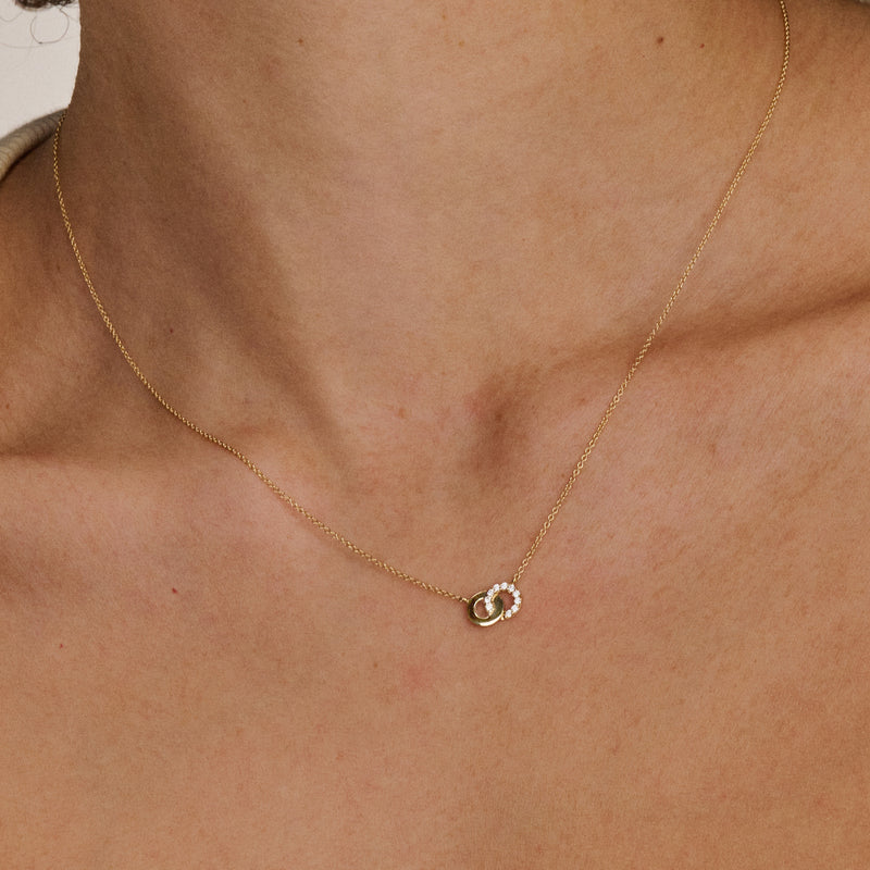 14ct Gold Interlocking Circles Zirconia Necklace