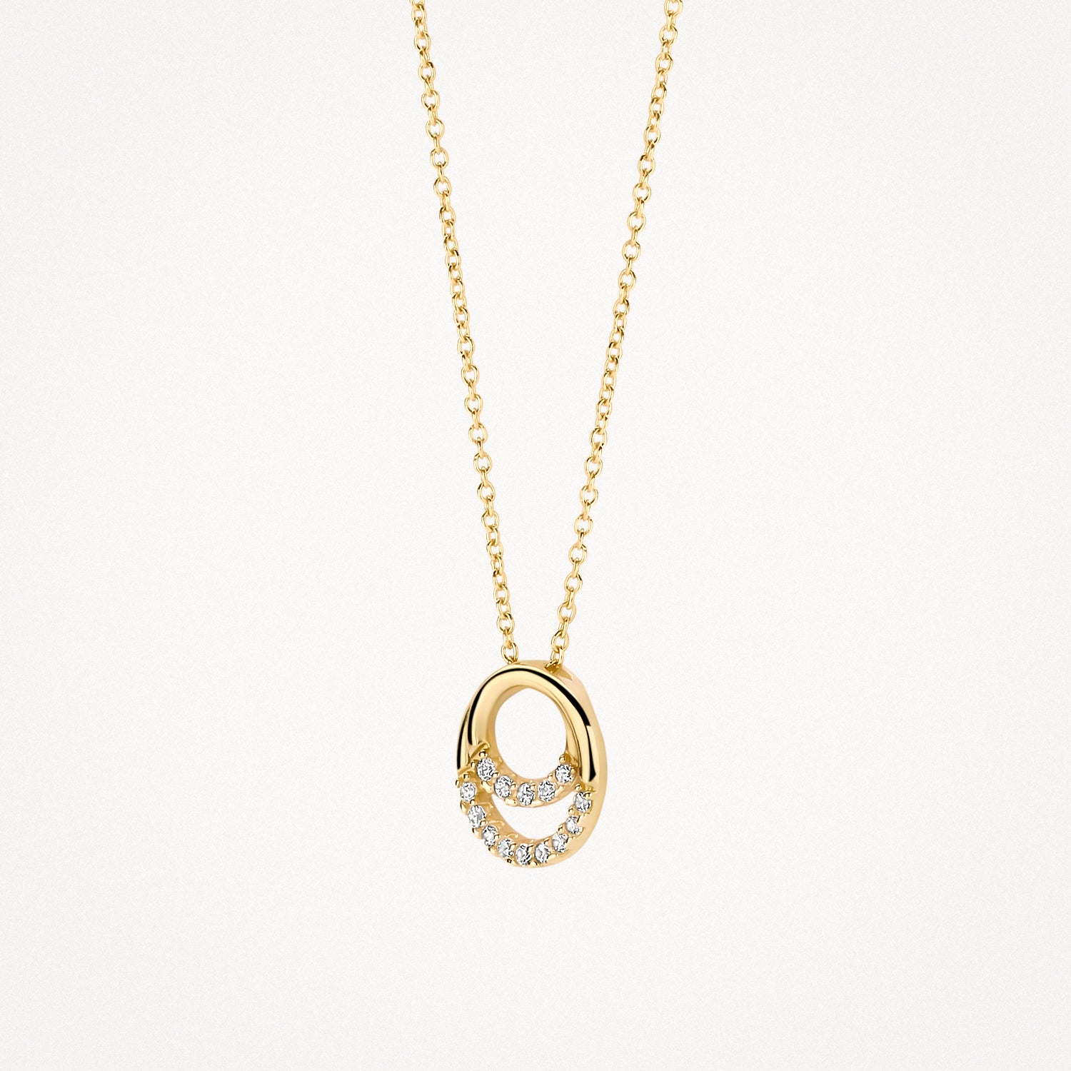 14k goud ketting met fijne schakel en hanger van ovale zirkonia's.