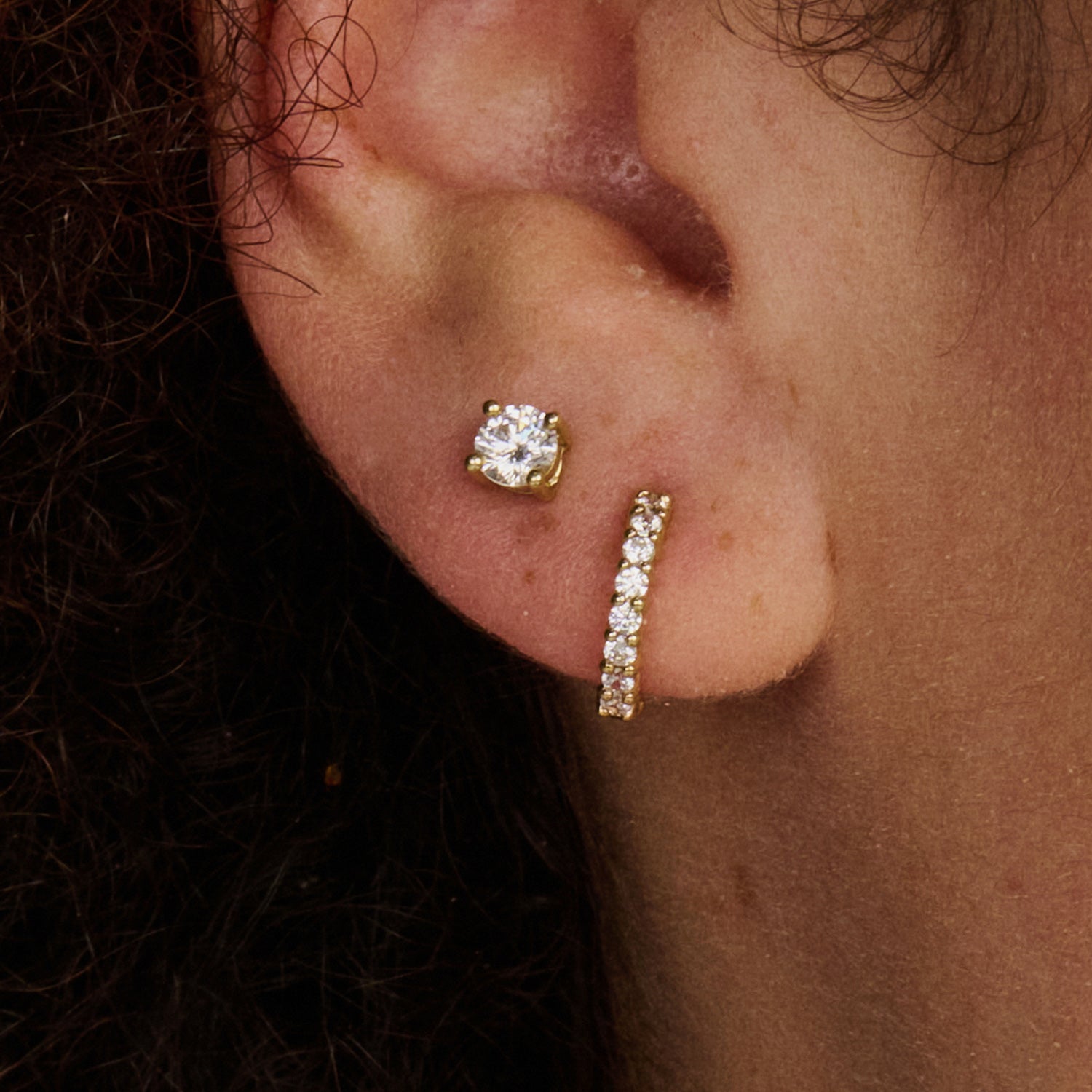 Oorringen met zirkonia 10,8mm 14k goud