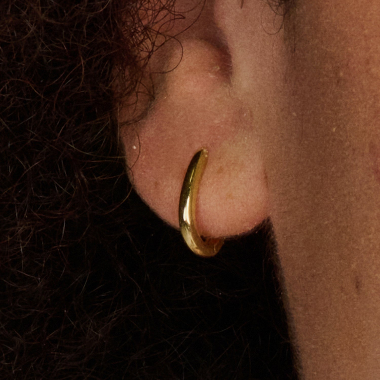 Ovale Oorringen 12,5mm lang 14k goud