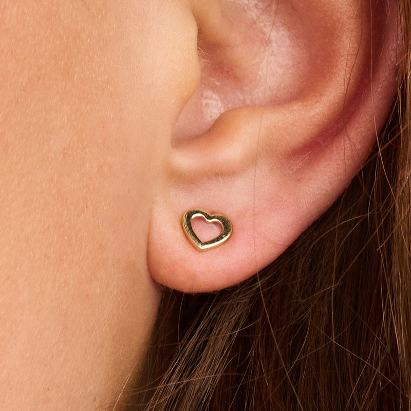 14ct Gold Heart Shape Stud Earrings