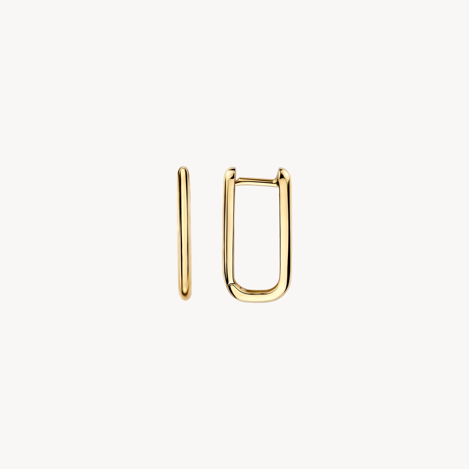 14k goud oorringen met rechthoekige vorm en sluiting aan achterkant.