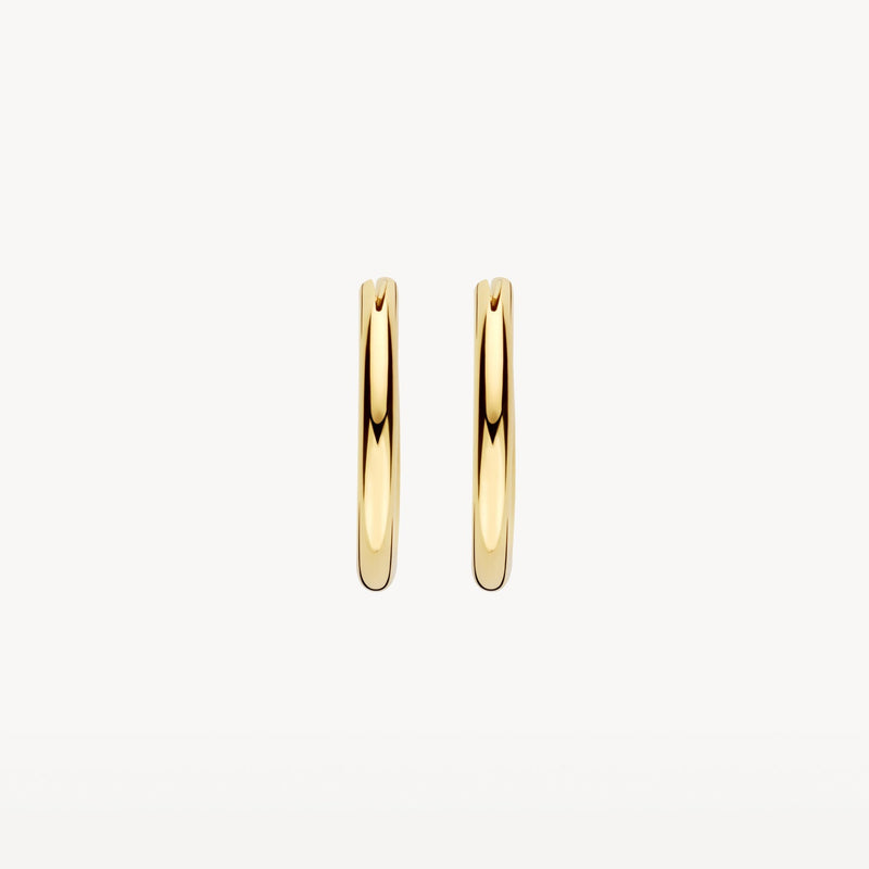 Véritable bague ronde en or jaune 14 carats Créoles avec finition polie, gros plan.