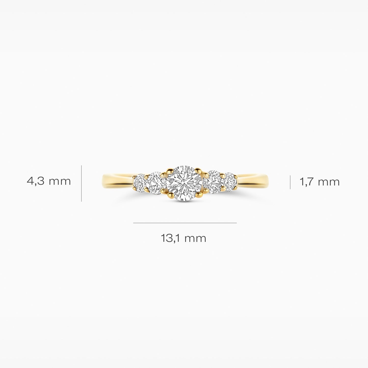 14k goud ring met centrale cluster van labdiamanten en slanke band.