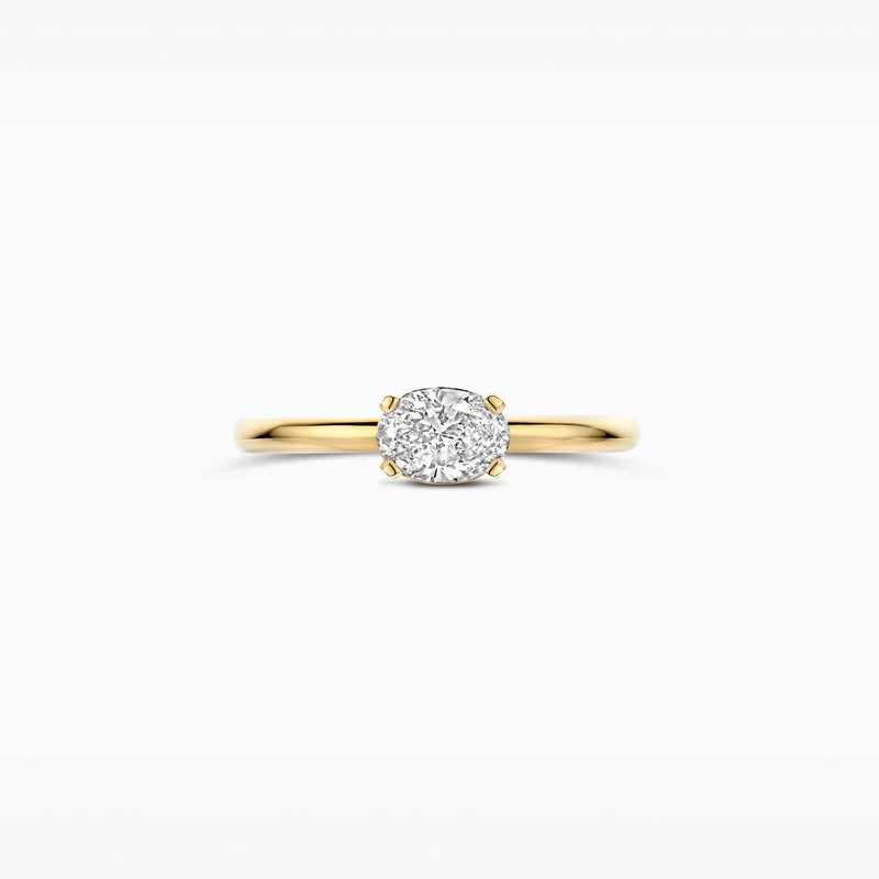 14ct yellow gold ring with an oval Lab Grown Diamond, side view.
